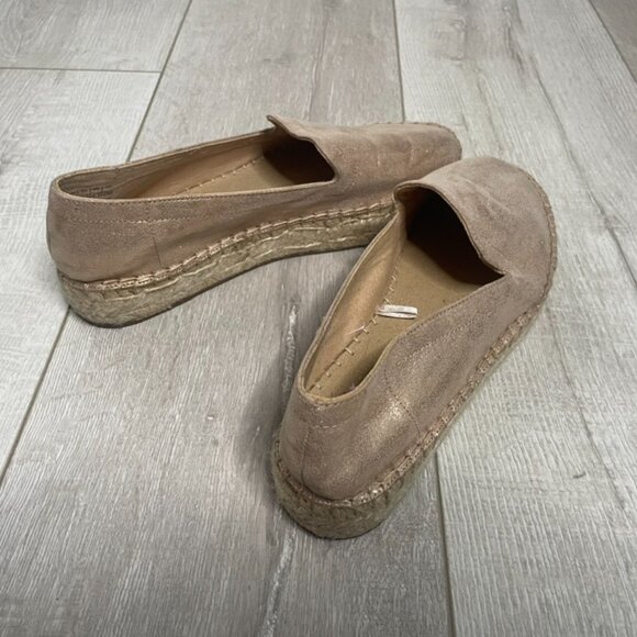 GAP Metallic Rose Gold Espadrille Slip-On Flats – Size 7 - Picture 5 of 8